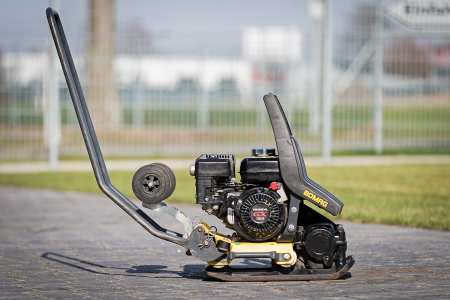 Bomag Rüttelplatte BP 10/35 I Benzin